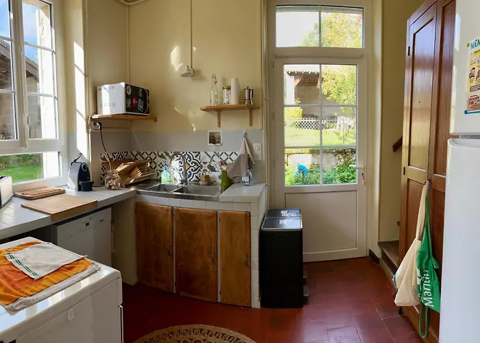 Chez Mathe Longere Charentaise بيت للعطل